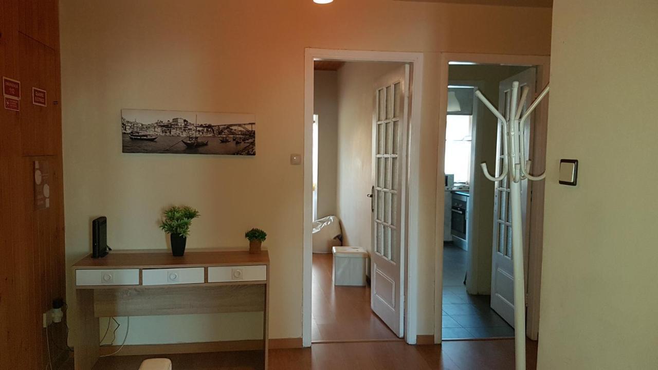 Apartamento Costa Cabral Porto Luaran gambar